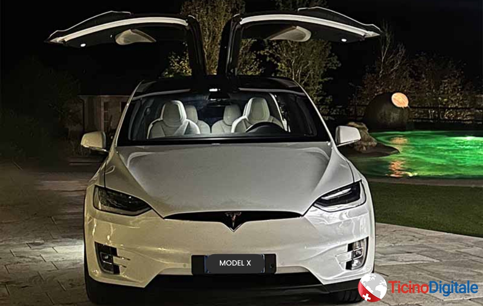 Tesla Model X Performance